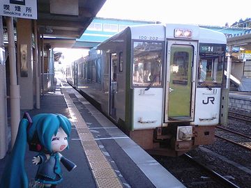 左にいるのは、『おもいで Refrain』を歌ってくれた初音ミクちゃん
