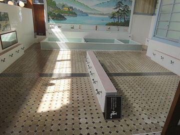 まずは、女湯から探訪