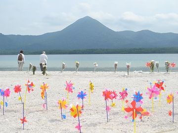 どうしてこんなに、砂が白いんですか?