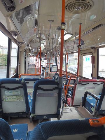 出発前の車内です