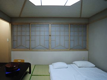 “あざれあ”特等和室・布団が敷いてあった