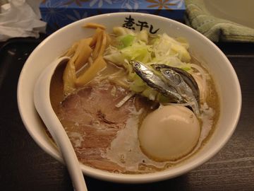 煮干しが載ってるのよ