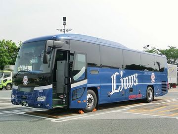 高速道路は、まったく混雑がなく、2度のサービスエリアでの休憩も、きっちり15分ずつ取られてました