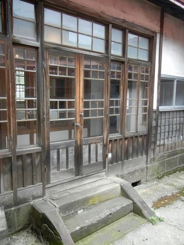 洋間に、直接陽が差さないでしょ
