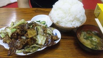浦和学院の寮の食事だそうです。問題ありじゃないの?