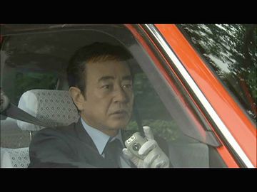 運転手さんが、ちょっと怪訝そうな表情をしました