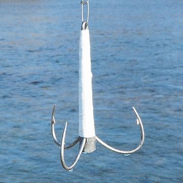 「テンカラ漁」で使われる鉤針