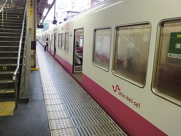 『松戸駅』の新京成電鉄ホーム