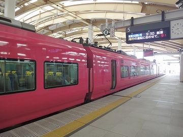 『特急いなほ1号』新潟駅