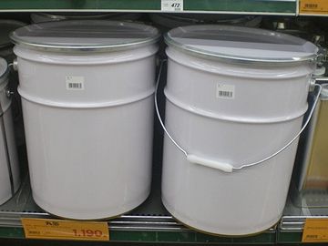丸い一斗缶