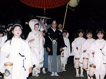 旧津川町「狐の嫁入り行列」