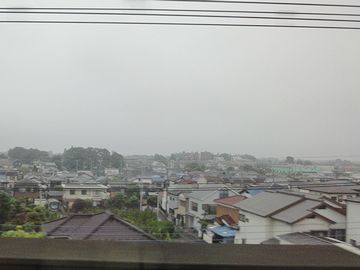 静かな郊外の住宅地