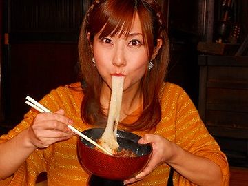静岡放送アナウンサー、重長智子さん(大阪府池田市出身)