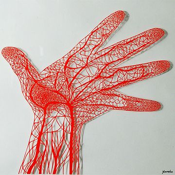 切り絵だそうです。凄すぎ。