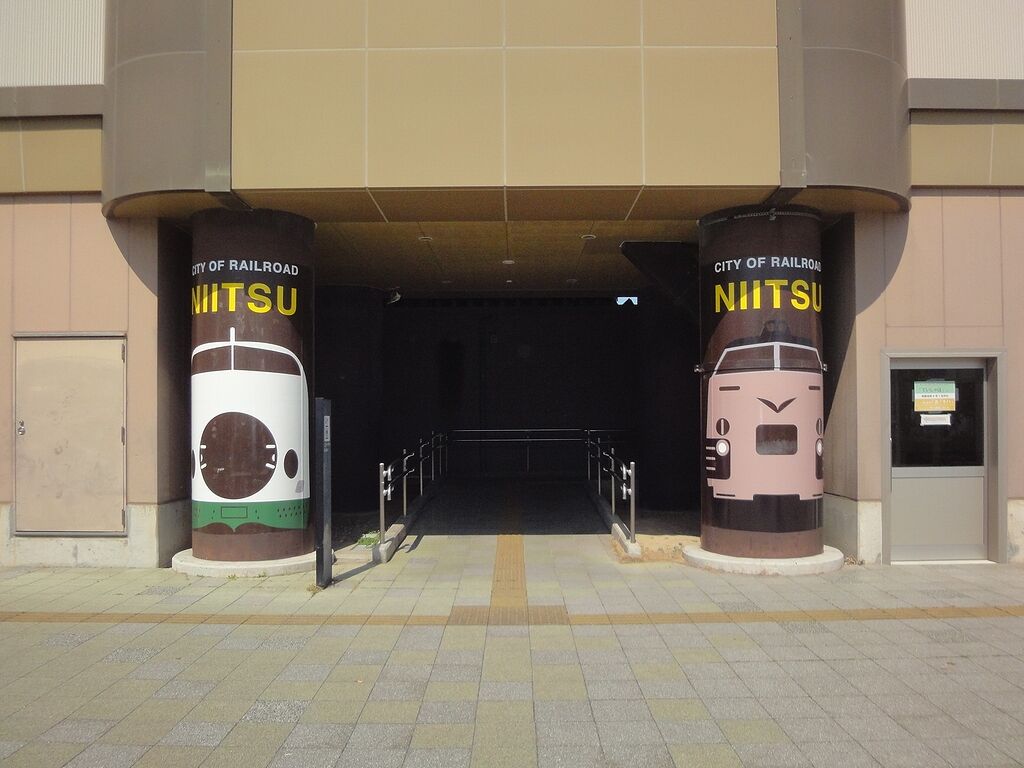 なんだかテーマパークの入口