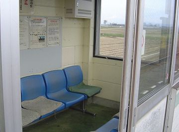 やっぱり、待合室でした