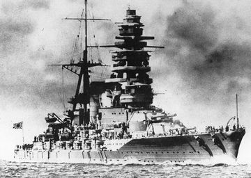 『戦艦陸奥』。昭和18年6月8日、謎の爆発により山口県柱島沖で沈没。