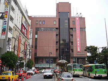 まっすぐ、JRの亀戸駅に向かいました