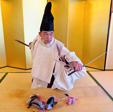 平安時代から続く儀式『式庖丁』(京都市『萬亀楼』)