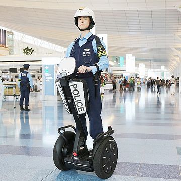 羽田空港の警備に、セグウェイ登場