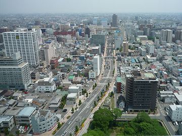 高崎市街。大都会ですね。人口、37万人。