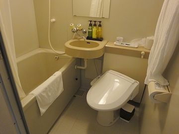 3点ユニットの極小バスです