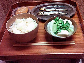 薩摩武士の食卓。お味噌汁が美味しそうです。