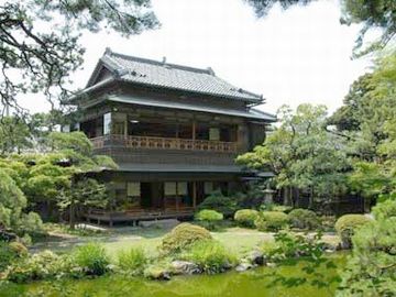 北に面する座敷側