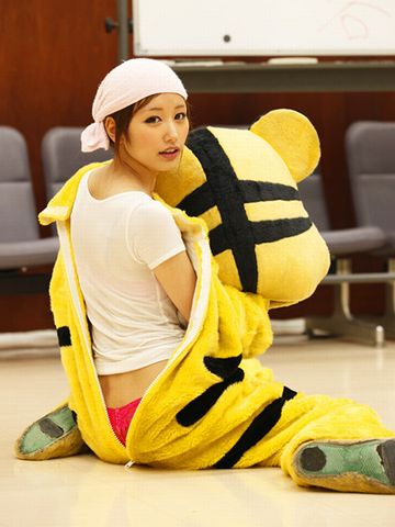 これは、着ぐるみ脱ぐ(AVのようです)