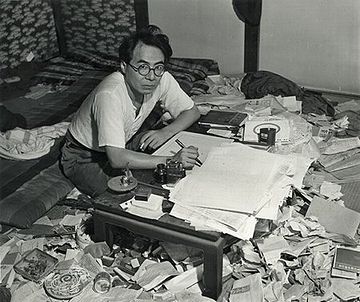 何と言っても、坂口安吾の仕事部屋です
