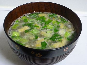 ご飯のほかは、具だくさんの味噌汁