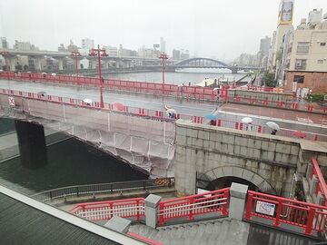 雨の吾妻橋