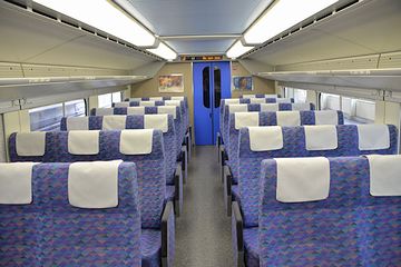 『Maxとき』の2階自由席は、両側3列です