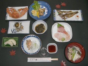 民宿『いがわ』1泊8,000円コースの料理