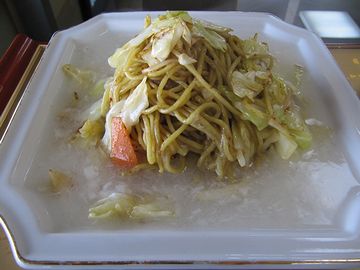 美野幸「男鹿のやきそば」