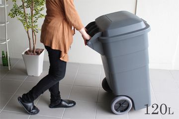 120リットルもあれば、人が乗れるんじゃないの?