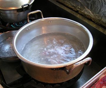 さすがに、ここまで大鍋ではござらんかった