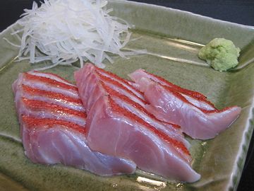 金目鯛の炙り刺身