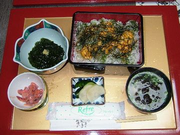 美野幸「ウニ丼」