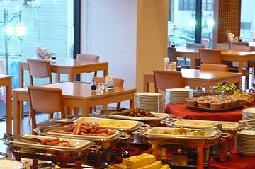 朝食バイキング
