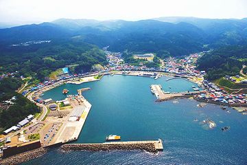 深浦港。本当にいい港ですよね