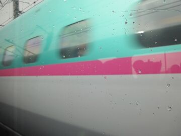 東北新幹線とすれ違い