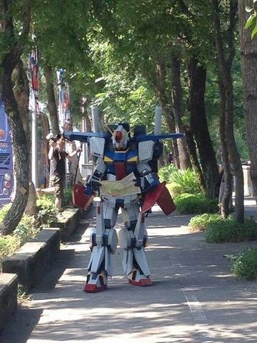 台湾で道に迷うガンダム