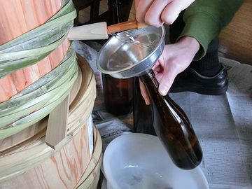 樽で仕入れて、量り売りをしてたのでは?