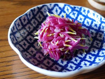 食用菊は、このように“おひたし”で食べられることが多いです