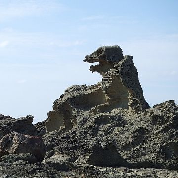 ゴジラ岩
