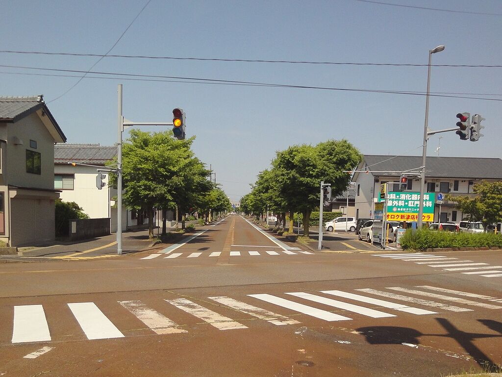 こちら側は完全に住宅街