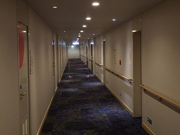 “すずらん(敦賀ー苫小牧東港/直行便)”の廊下