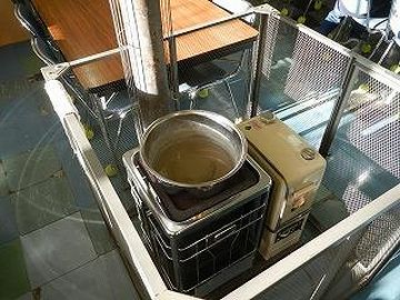 煙突式の石油ストーブ