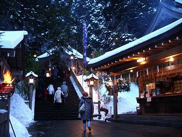 真山神社・大晦日の『ゆくとしくる年』